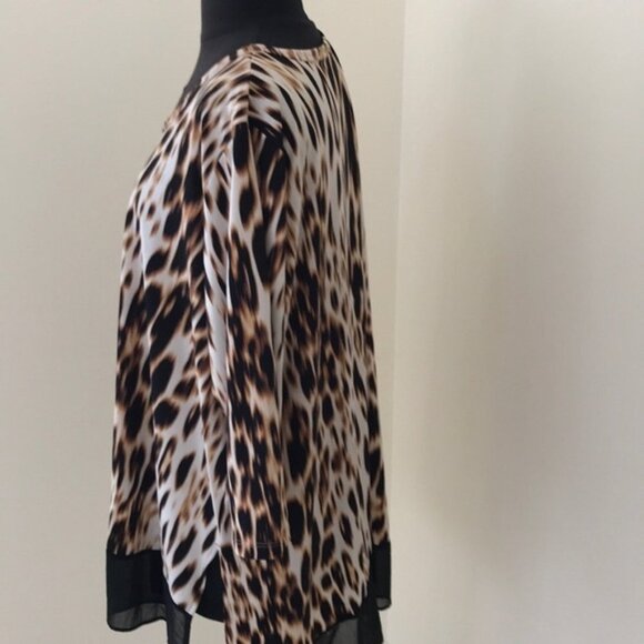KAREN KANE size 2X Printed Asymmetrical Top - Picture 3 of 5